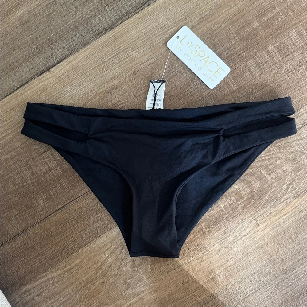 L*Space Estella Bikini Bottom Black NWT medium - Picture 3 of 4